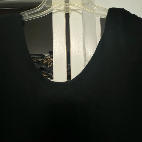 Top - Picture 3 of 5